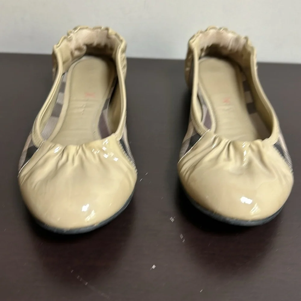 BURBERRY Nova Check Pattern Leather Ballet Flats Beige Rounded Toe Sz 39 US 9 - Picture 4 of 14
